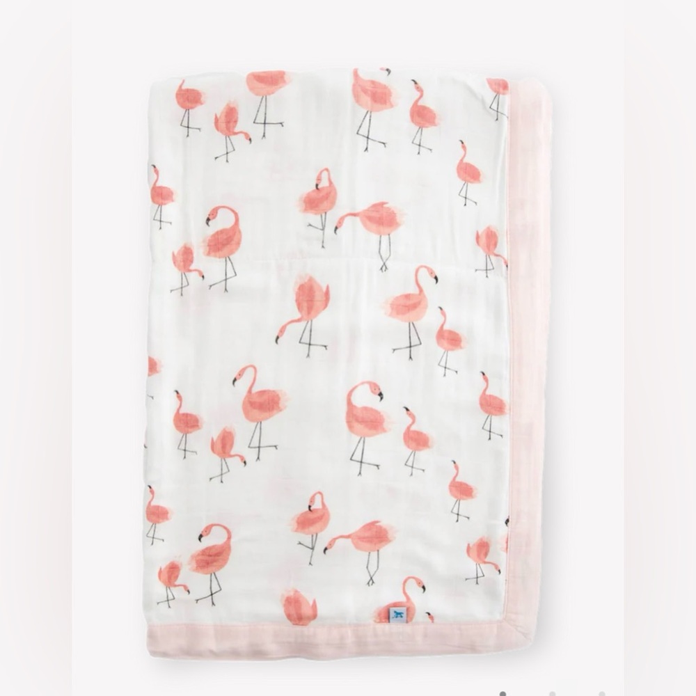 NIB Little Unicorn Deluxe Muslin Baby Quilt in Pink Ladies Flamingo Print